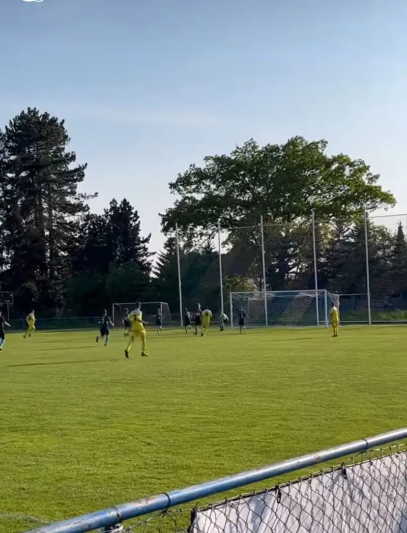 Sokol Zvole : TJ Slovan Hradištko 2:3 (1:2)