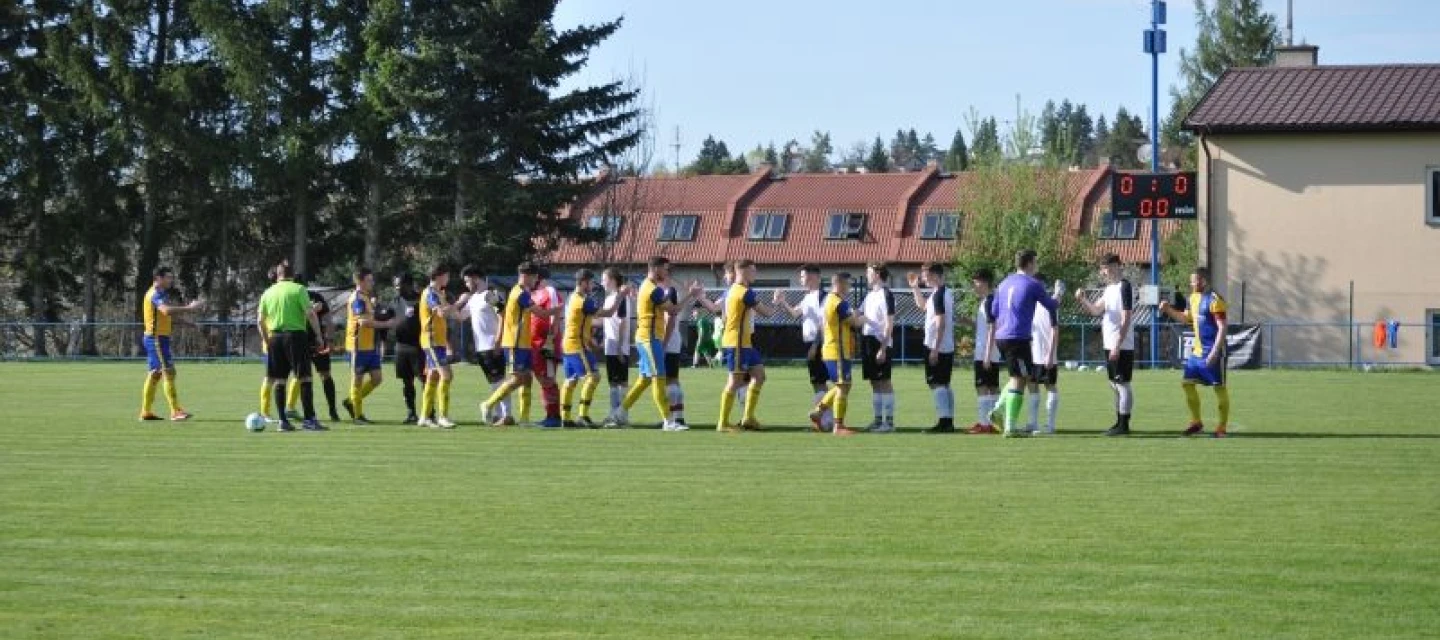 TJ Slovan Hradištko : TJ Sokol Červený Ůjezd 2:2 (1:0)
